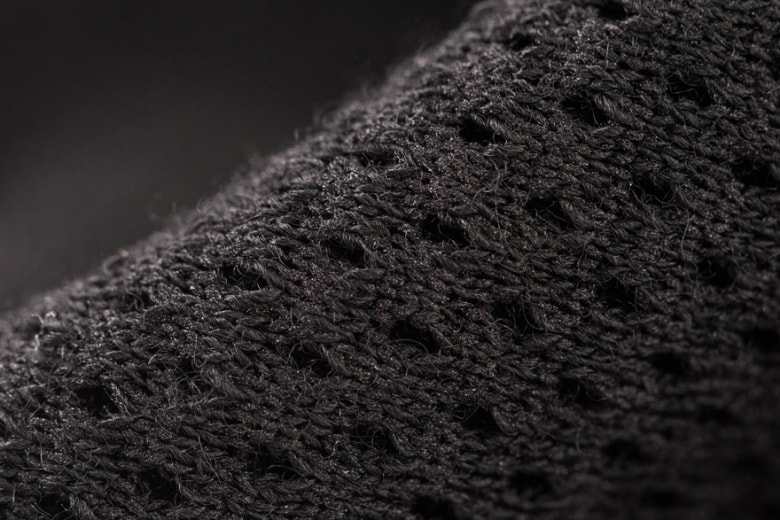 Outlier 為 2015 春夏系列研發全新 Openweight 美利奴羊毛面料