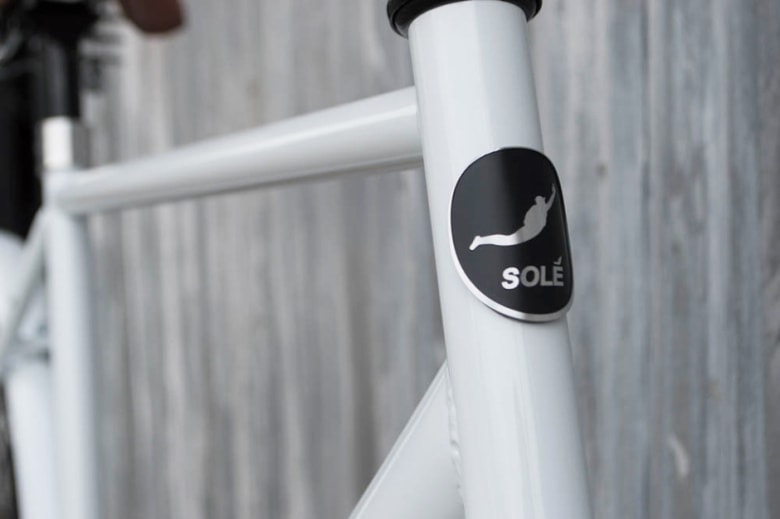 rag & bone x Solé 聯名限量「Rialto City Cruiser」自行車