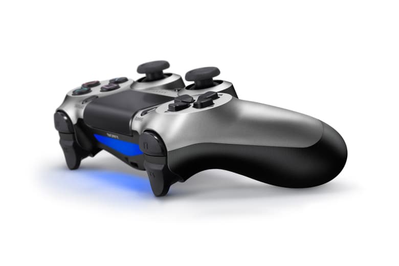 Sony 推出《Batman: Arkham Knight》同捆限定版 PlayStation 4 主機