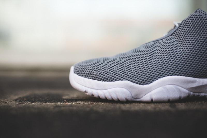 近賞  Jordan Future Low「Cool Grey」配色設計