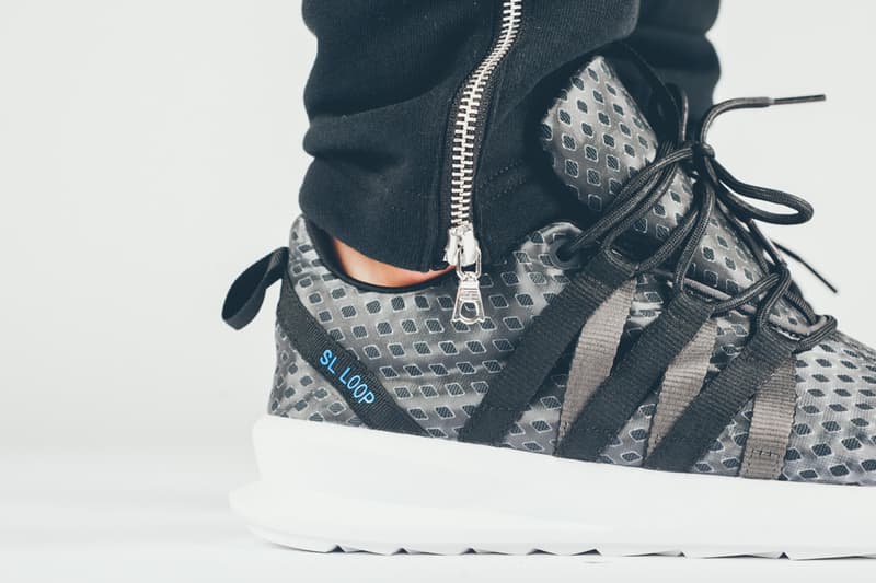 adidas SL Loop Runner Chromatech「Black」配色