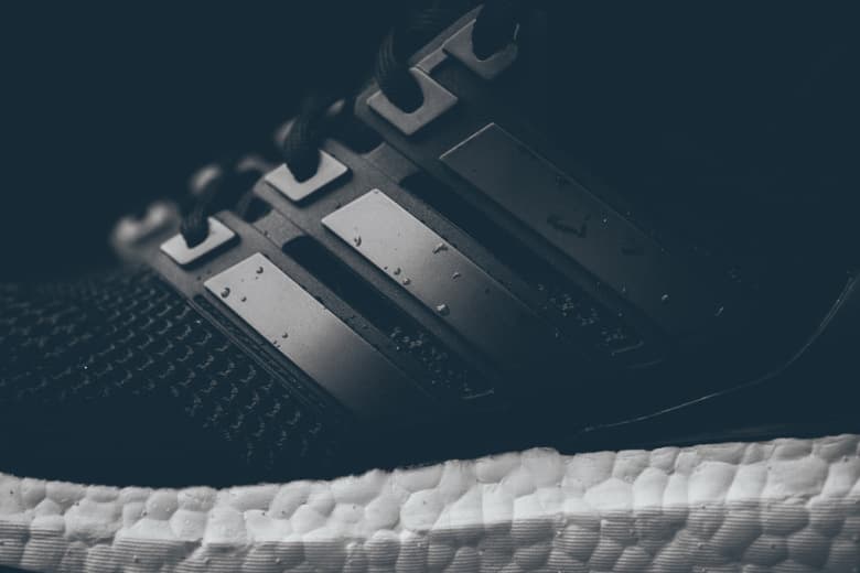 adidas Ultra Boost 黑白配色