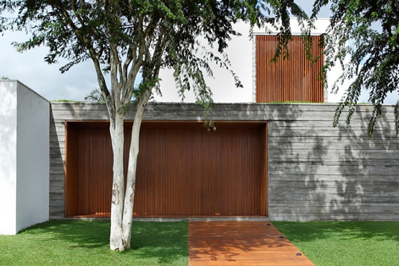 Guilherme Torres 於巴西巴拉那打造住宅 AN House 