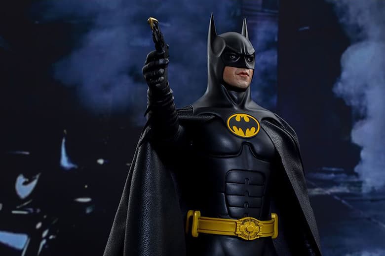Hot Toys 推出 1992 版 Batman & Bruce Wayne 1/6th 珍藏版人偶