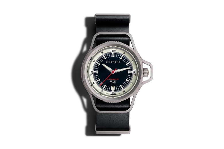 Givenchy Seventeen Titanium Automatic 限定腕錶