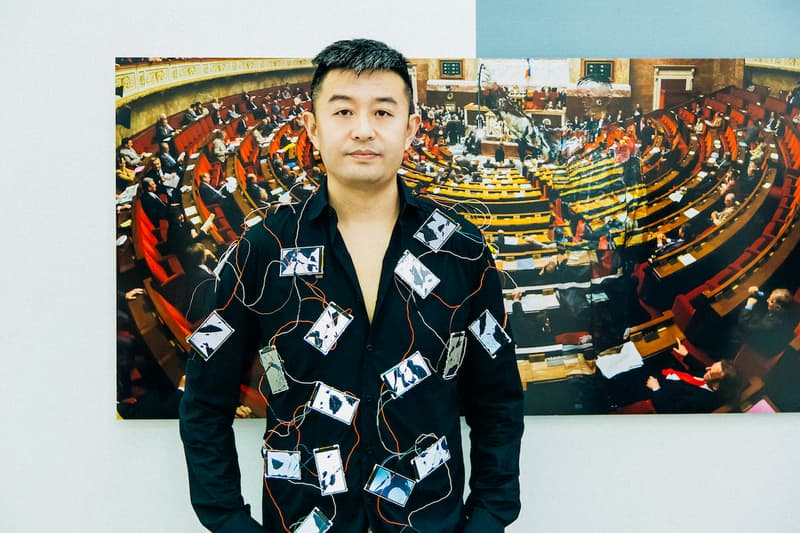 專訪「藝術駭客」劉勃麟 - 談論「隱形」藝術創作與最新個展《光和眼睛的距離》