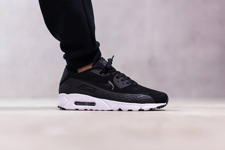Nike Air Max 90 Ultra Breeze 黑白配色