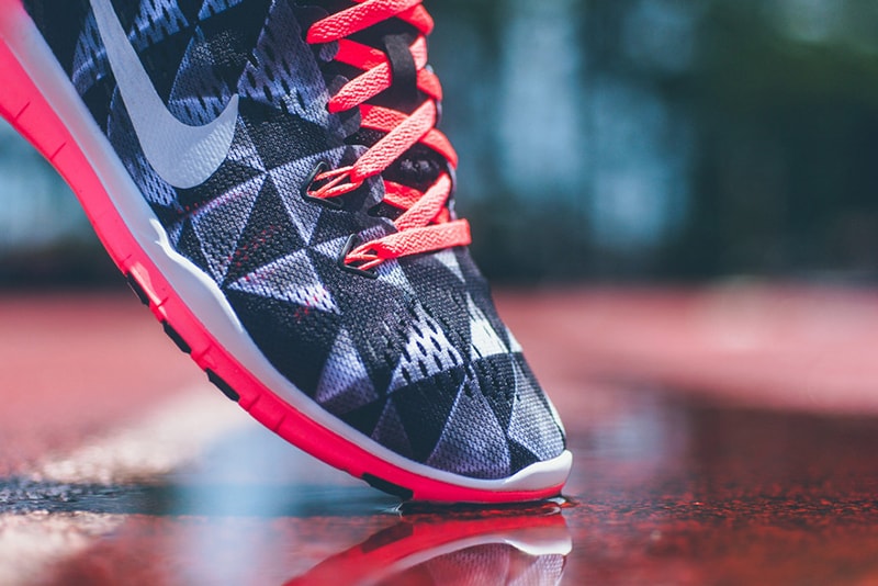Nike WMNS Free 5.0 TR Fit 5 Print「Lava Glow」配色