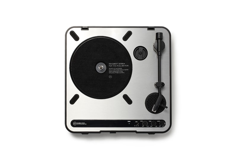 fragment Design x ION AUDIO 便攜式黑膠唱機