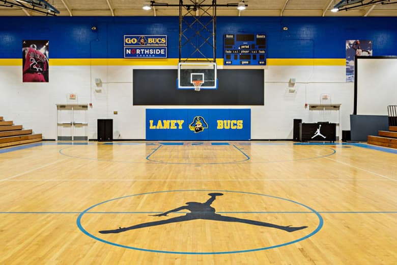 Jordan Brand 重新整修 Michael Jordan 高中體育館以慶祝成立 30 週年