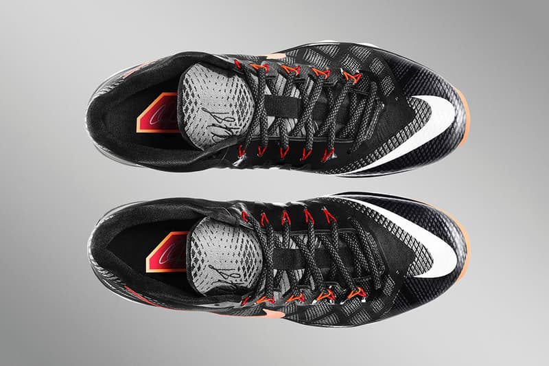 Nike CJ3 Flyweave Trainer「Georgia Peach」配色