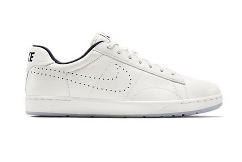 Nike Tennis Classic Ultra Leather 系列