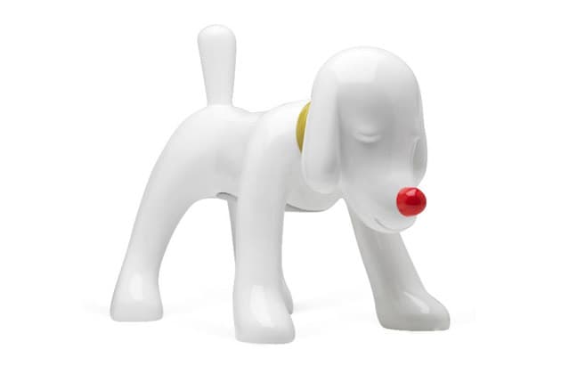 Paddle8 拍賣珍貴 KAWS 玩偶