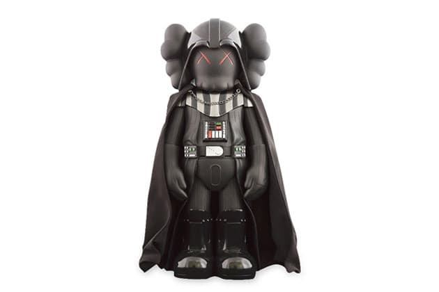 Paddle8 拍賣珍貴 KAWS 玩偶