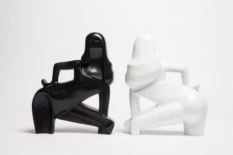 Tomoo Gokita x Case Studyo「A Bathing Beauty」聯名雕塑
