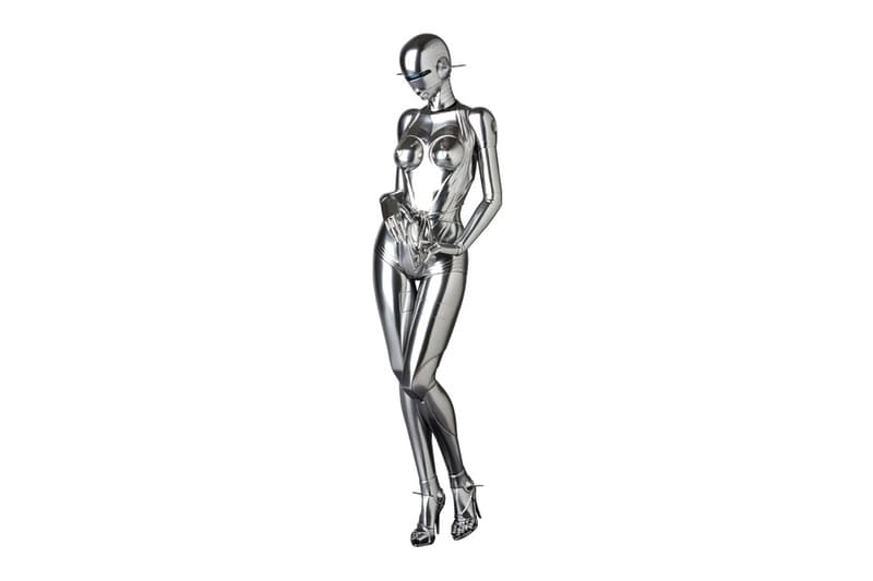 空山基打造「Sexy Robot」雕塑人偶