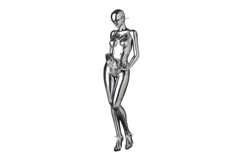 空山基打造「Sexy Robot」雕塑人偶