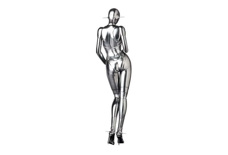空山基打造「Sexy Robot」雕塑人偶