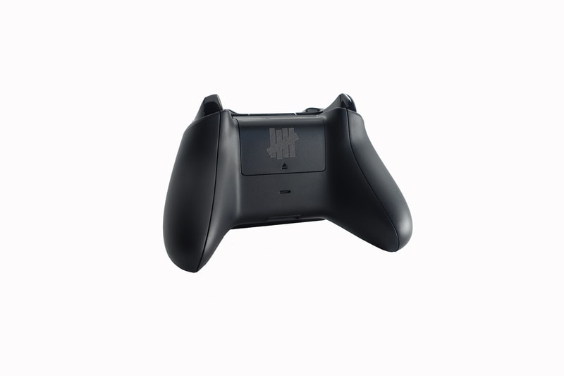 Undefeated 聯手 Microsoft 推出定製版 Xbox One 遊戲手柄