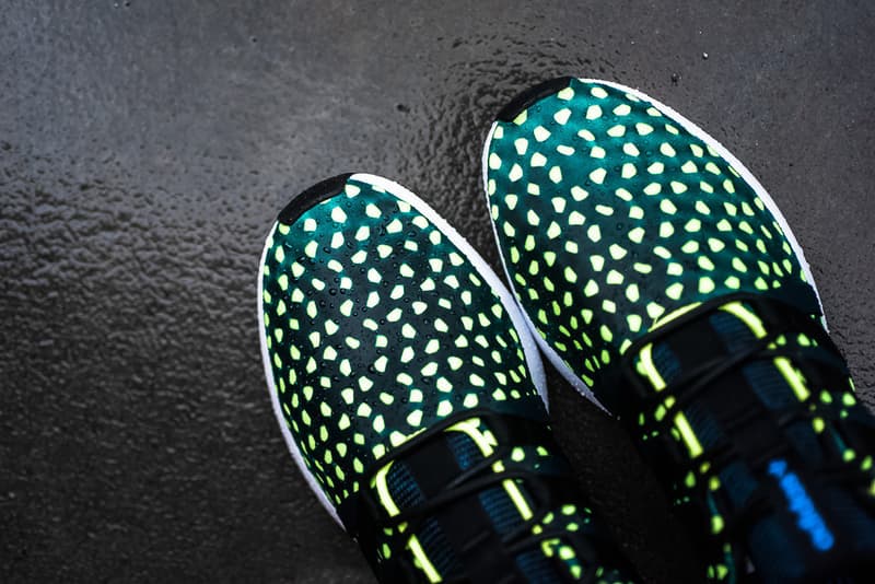 adidas Originals SL Loop Racer「Chromatech」系列