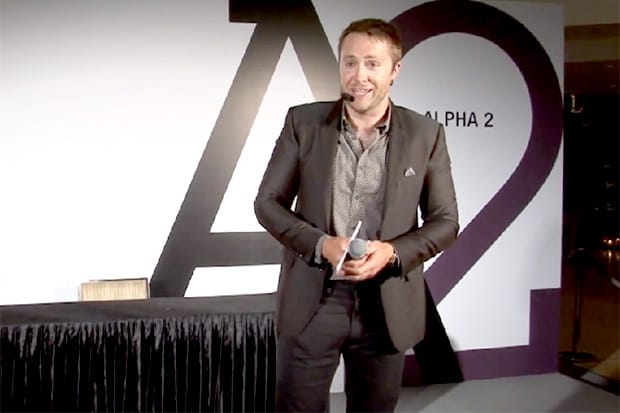 Keith Barry 與 TUMI 攜手揭示 ALPHA 2 2014 秋季系列