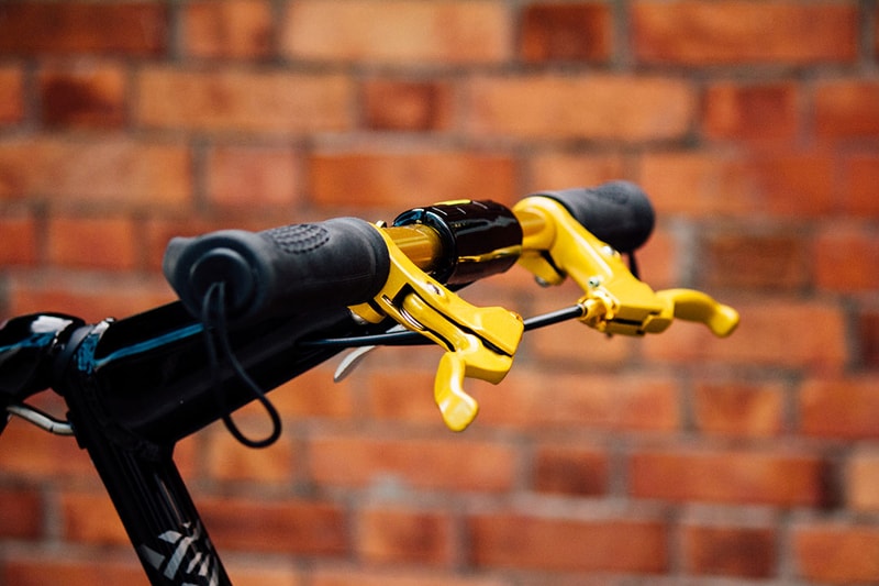 New Era x Strida 聯名單車系列