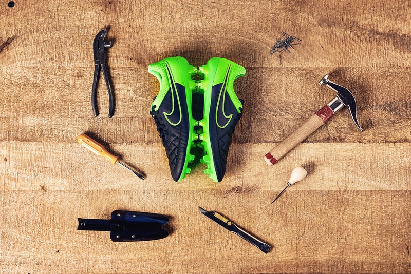 Nike Tech Craft 袋鼠皮球鞋系列