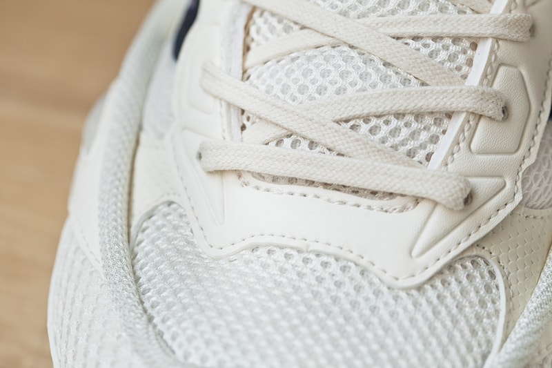 Raf Simons x adidas Originals 2015 秋冬 Ozweego 2 跑鞋