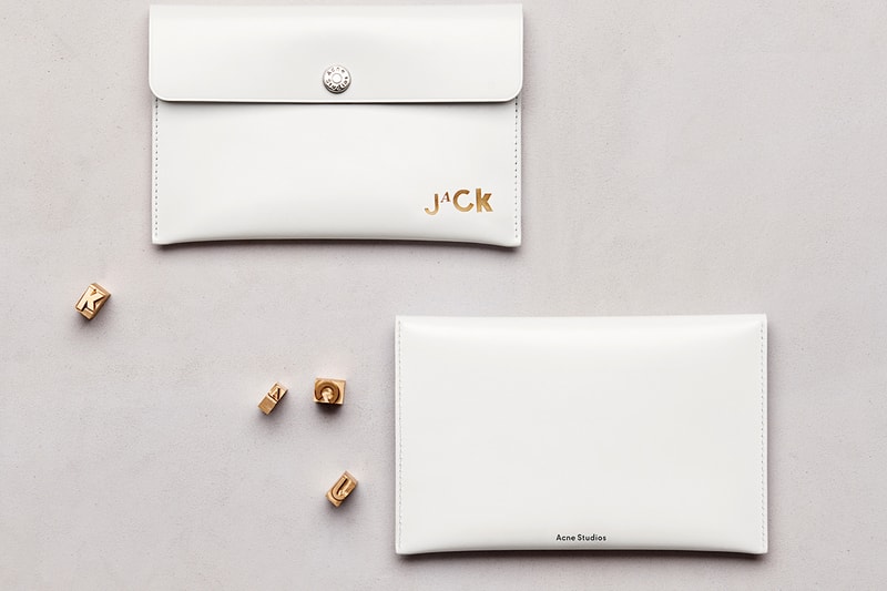 Acne Studios 推出全新皮革配件小物系列