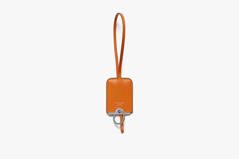 Acne Studios 推出全新皮革配件小物系列