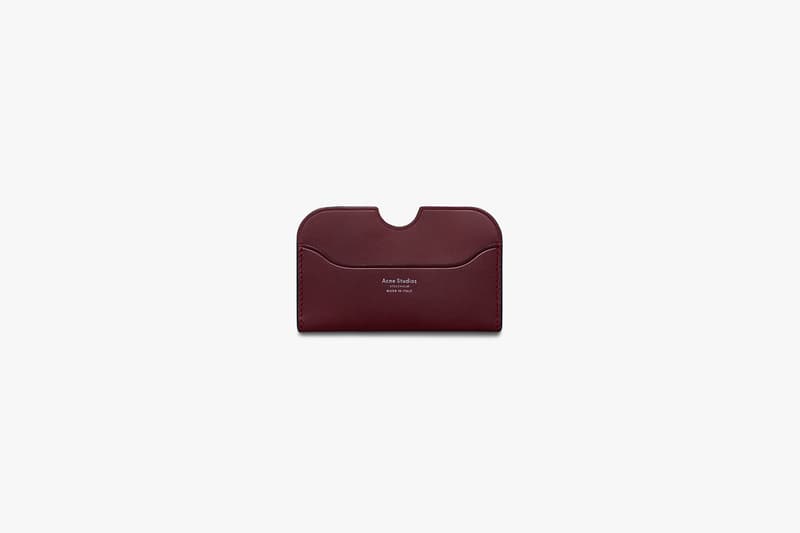 Acne Studios 推出全新皮革配件小物系列
