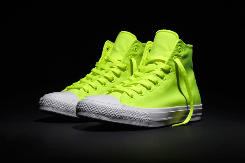 Converse Chuck Taylor All Star II「Volt」配色