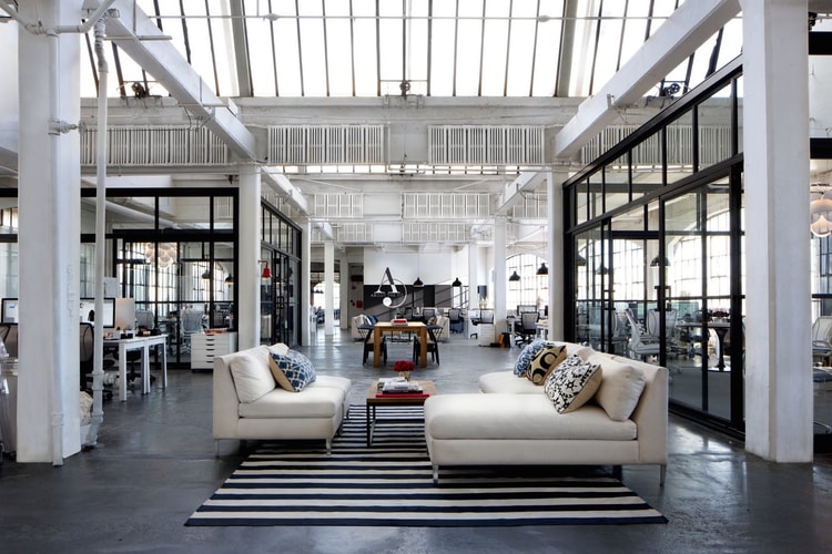 走進 Anne Hathaway 與 Robert De Niro 主演電影《The Intern》拍攝佈景