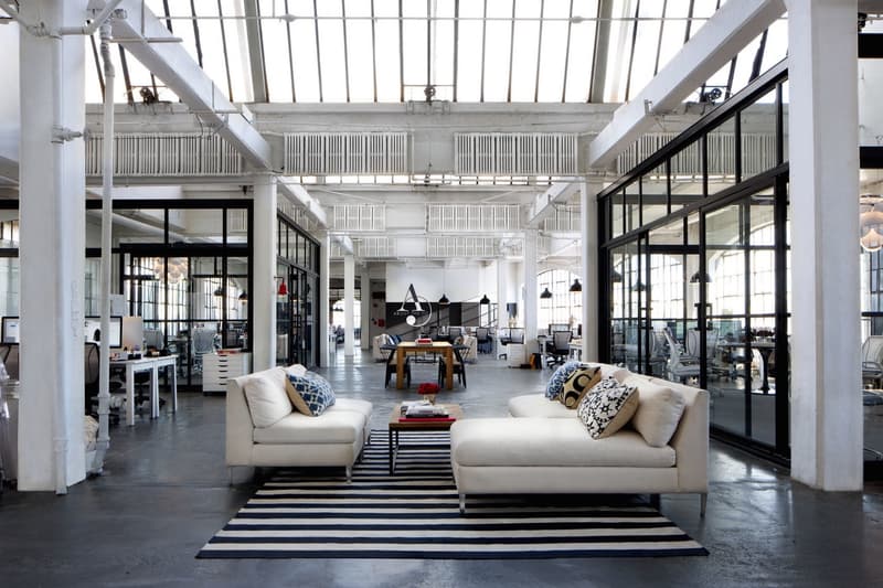 走進 Anne Hathaway 與 Robert De Niro 主演電影《The Intern》拍攝佈景