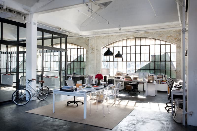 走進 Anne Hathaway 與 Robert De Niro 主演電影《The Intern》拍攝佈景