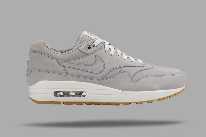 Nike Air Max Premium Leather 系列