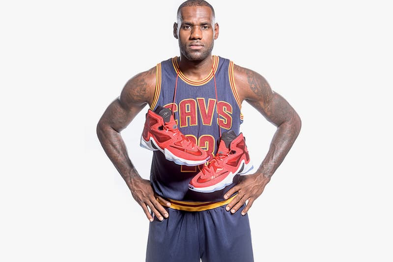 LeBron James 穿著 Nike LeBron 13 出鏡《SLAM》封面