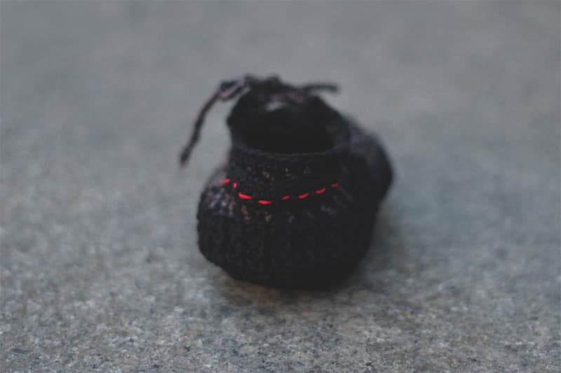 Picasso Babe 打造 Yeezy Boost 350 針織嬰兒鞋