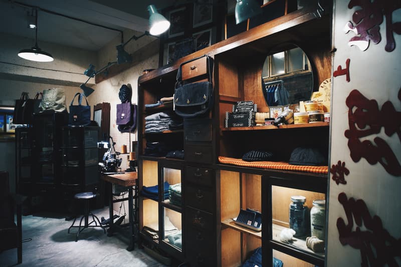 RED CLOUD 香港懷舊牛仔部屋著陸