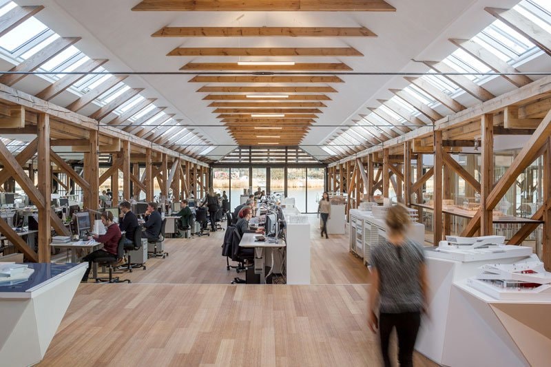3XN 將舊船屋改造成現代化辦公室