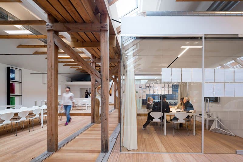 3XN 將舊船屋改造成現代化辦公室