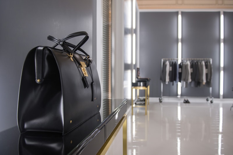 走進 Thom Browne 全新開設 Le Bon Marché Pop-Up 期間限定店