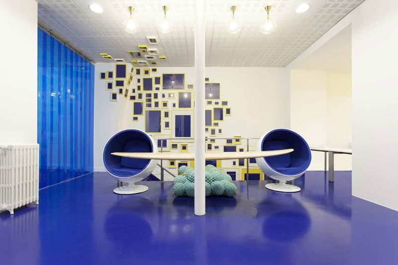 ADYAX 總部通過亮色裝飾調節員工工作情緒