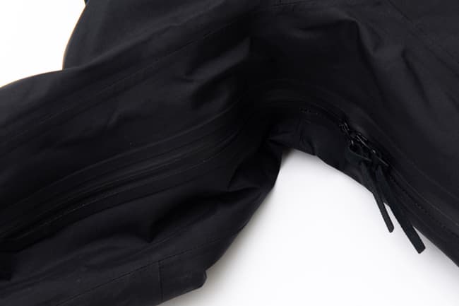 White Mountaineering for Graphpaper 別注外套