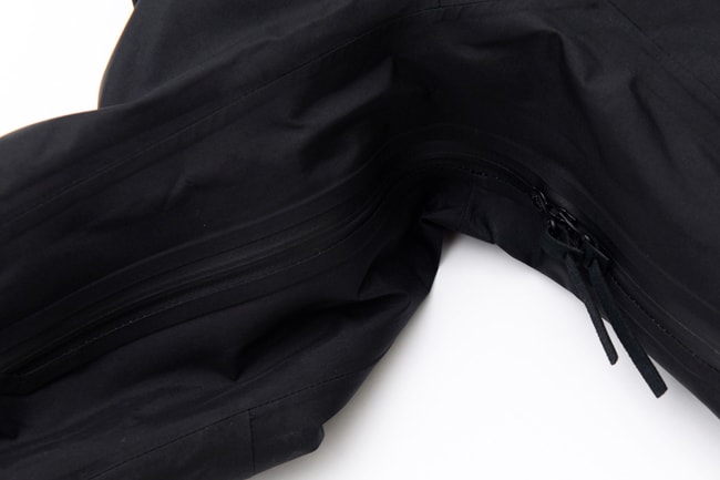 White Mountaineering for Graphpaper 別注外套