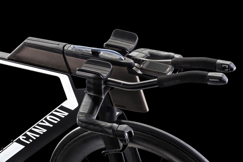 Canyon 鐵人計時單車 Speedmax CF SLX