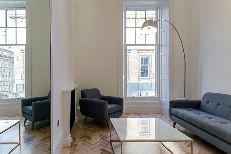 END. Clothing 紐卡斯爾旗艦店