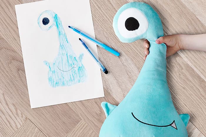 IKEA 推出小孩手繪布偶 Soft Toys for Education－SAGOSKATT 