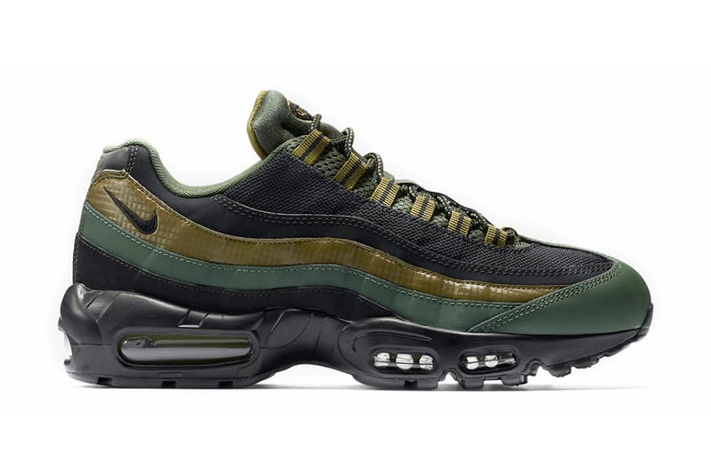 Nike Air Max 95 Essential「Carbon Green」配色設計