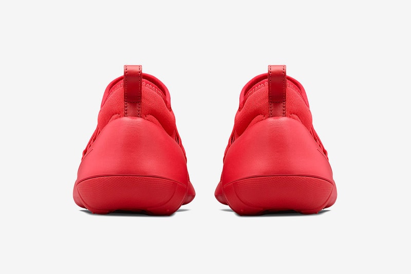NikeLab 推出全新鞋款 Payaa